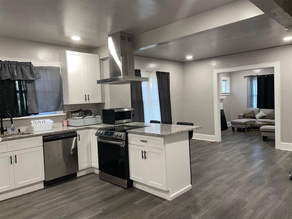 3 BR in Decatur