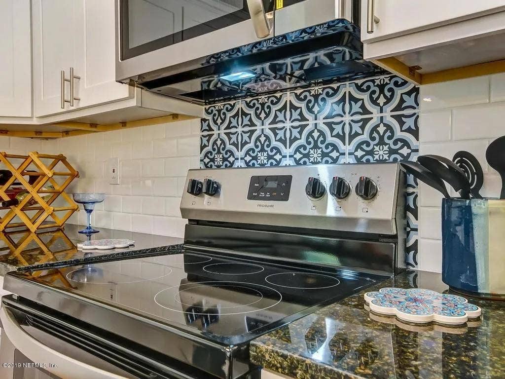 5 BR in Jacksonville