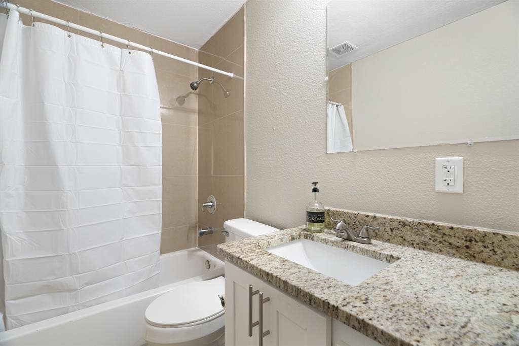 8 BR in Tampa