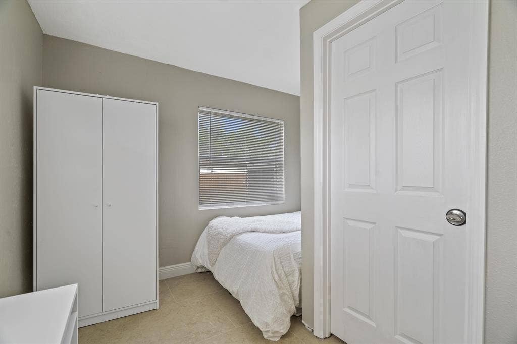 8 BR in Tampa