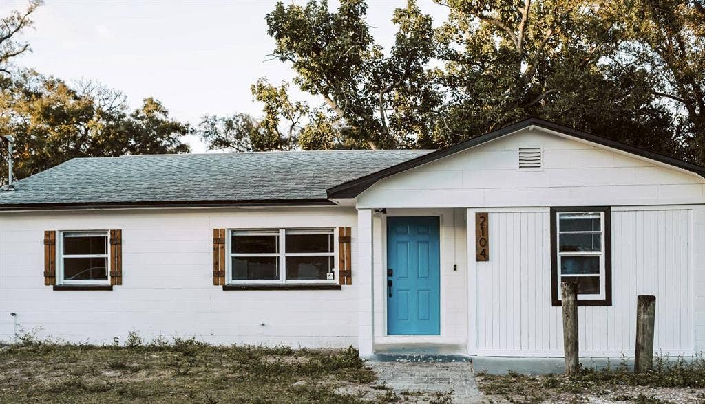 4 BR in Tampa