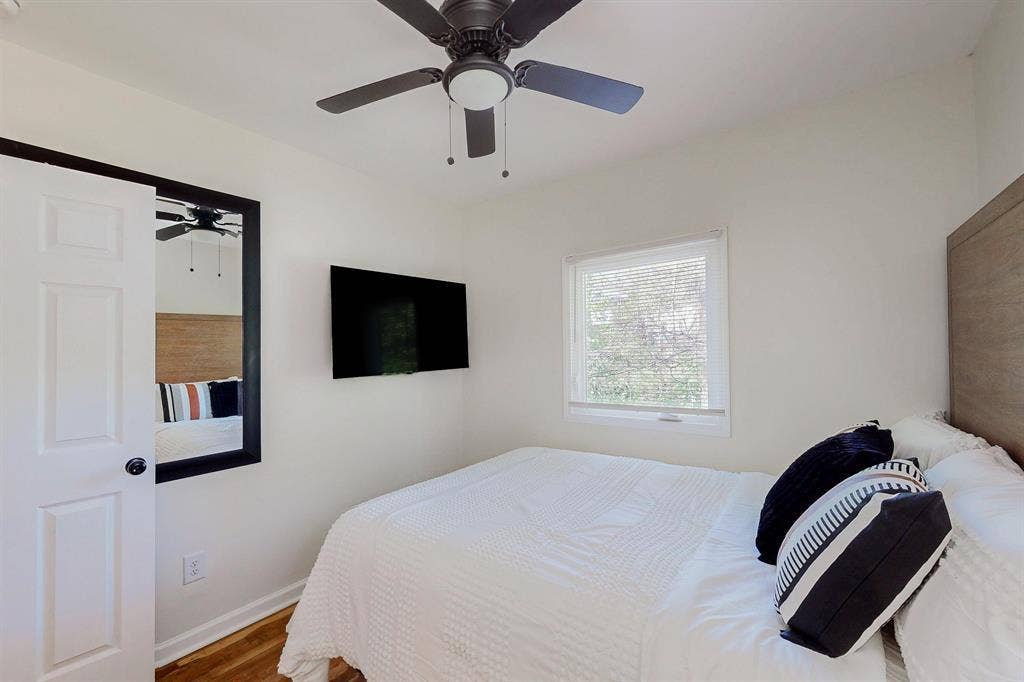6 BR in Atlanta