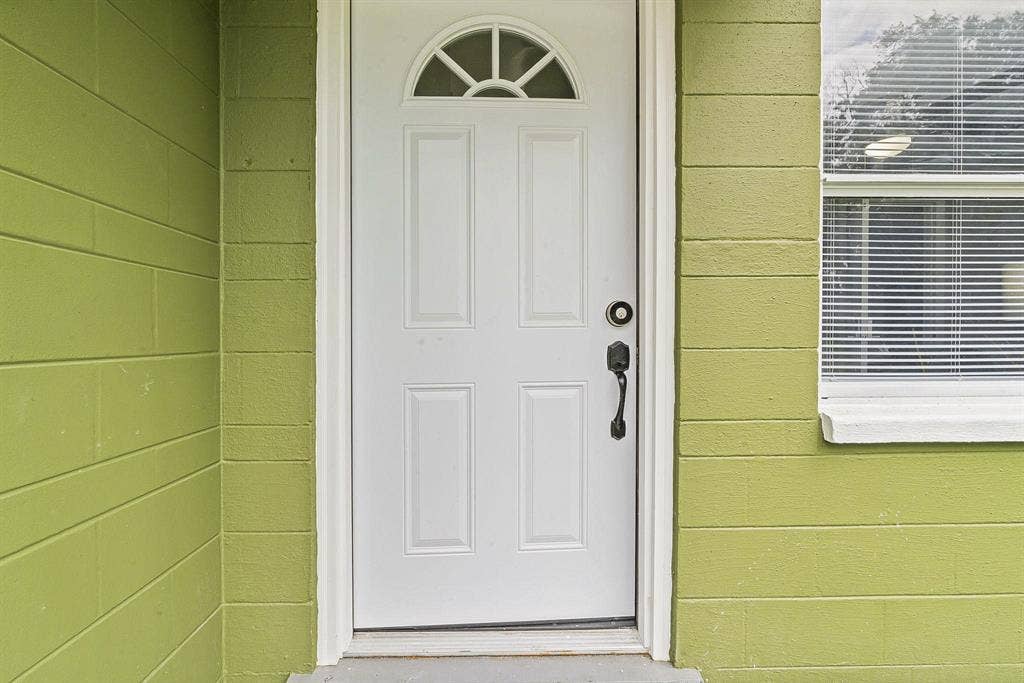 7 BR in Orange Park