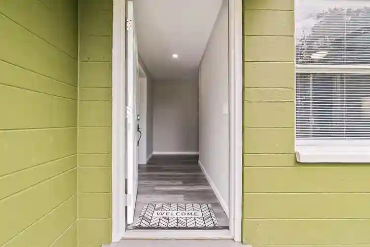 7 BR in Orange Park