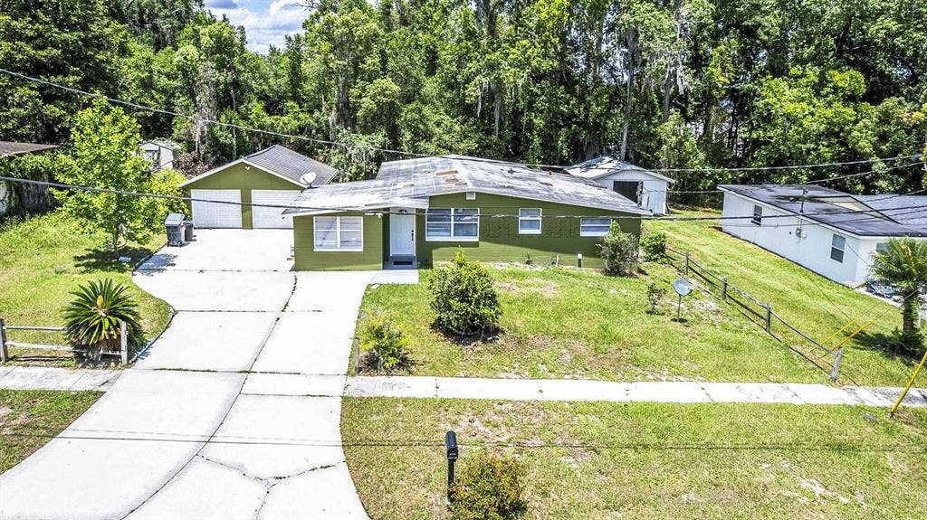 7 BR in Orange Park