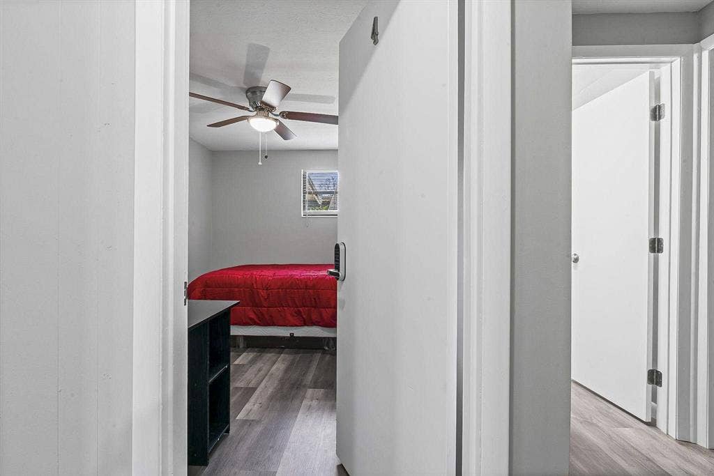 7 BR in Orange Park