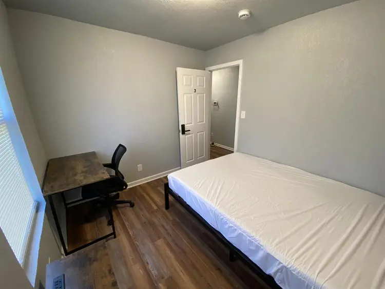 4 BR in Kansas City