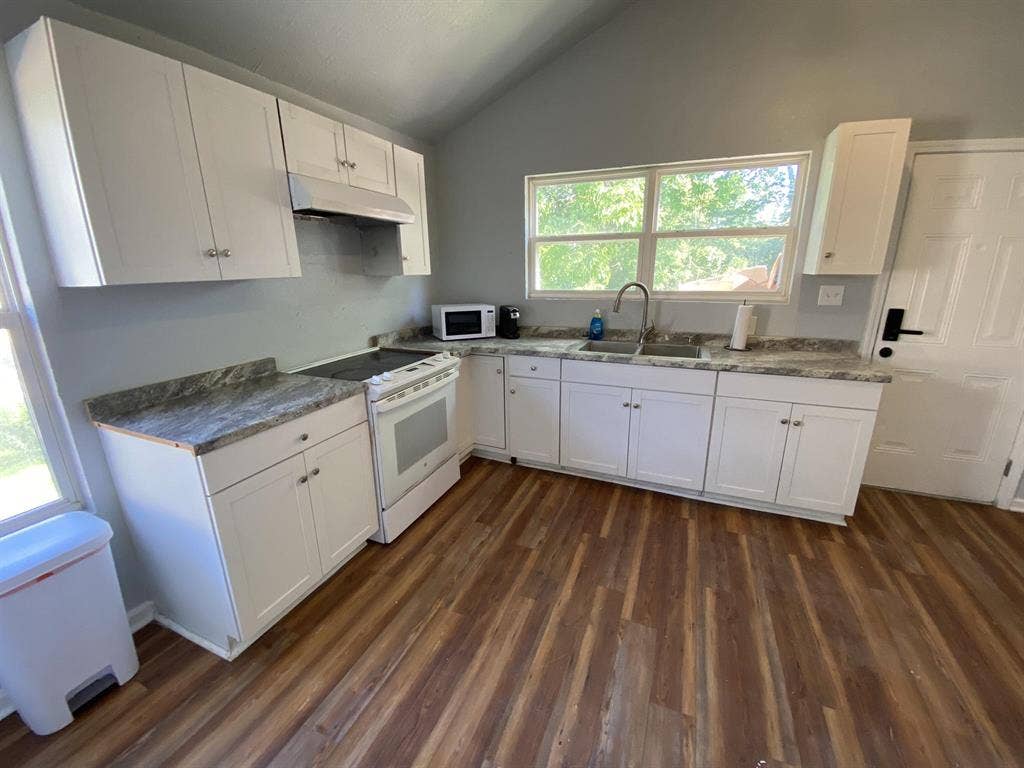 4 BR in Kansas City