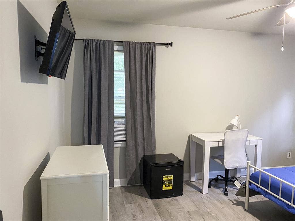 4 BR in Charlotte