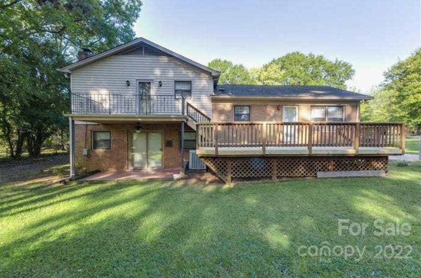 4 BR in Charlotte