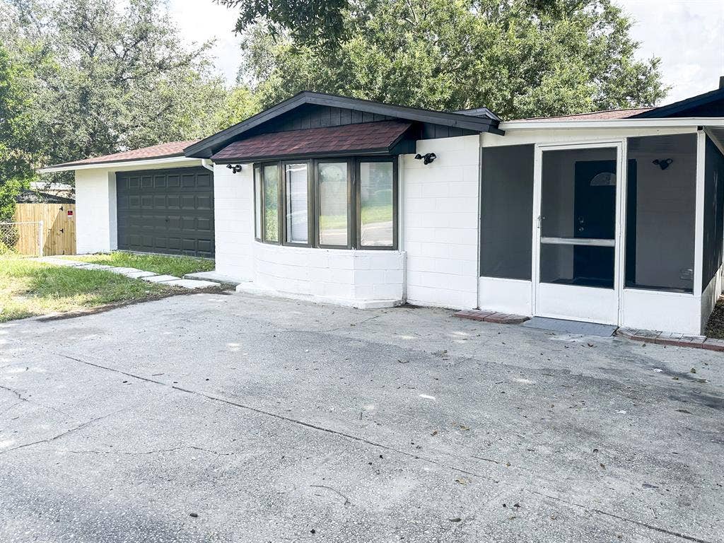 7 BR in Tampa