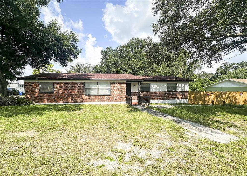 7 BR in Tampa