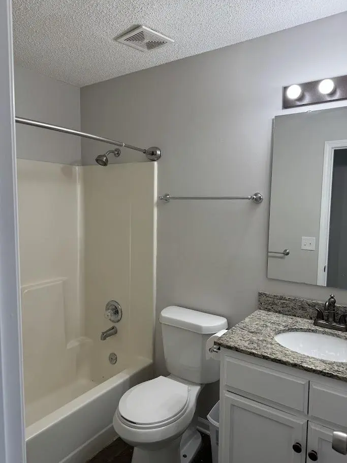 6 BR in Grandview