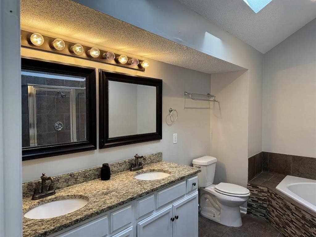 6 BR in Grandview