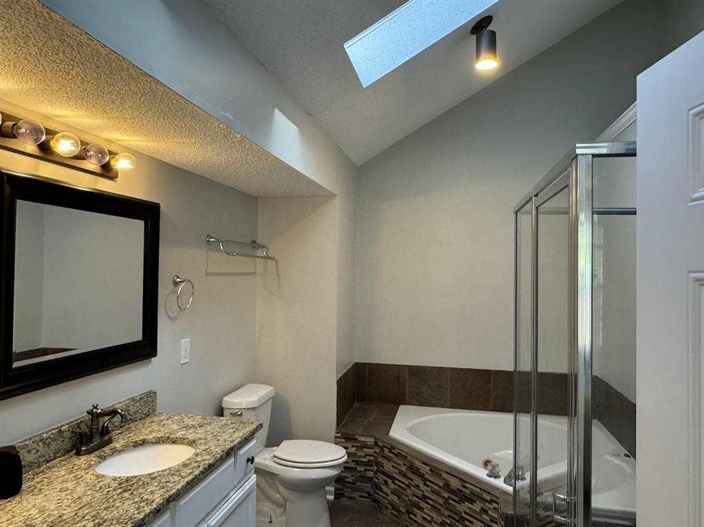 6 BR in Grandview