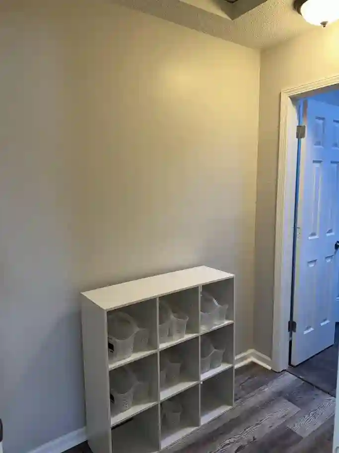 6 BR in Grandview