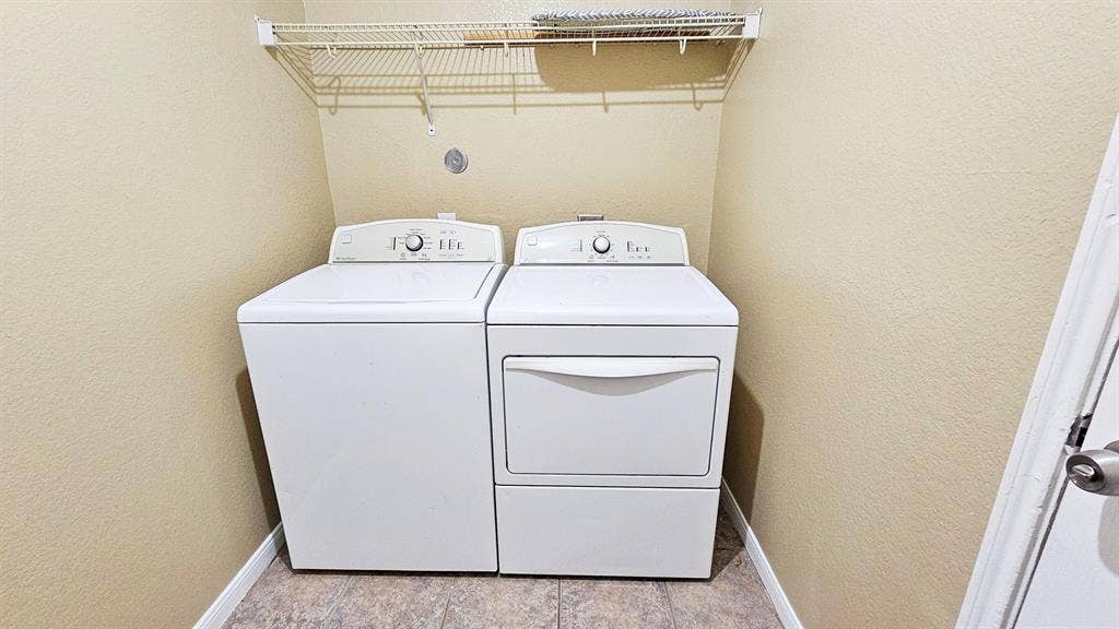 3 BR in Houston