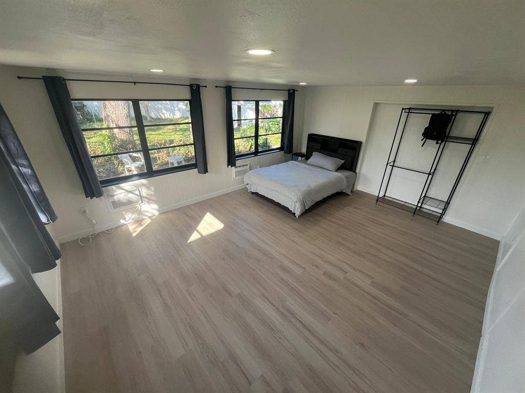 6 BR in Bradenton