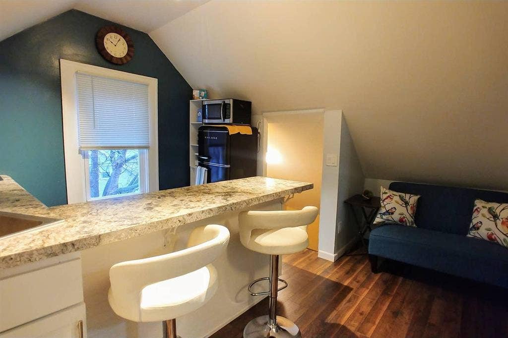 1 BR in Cleveland