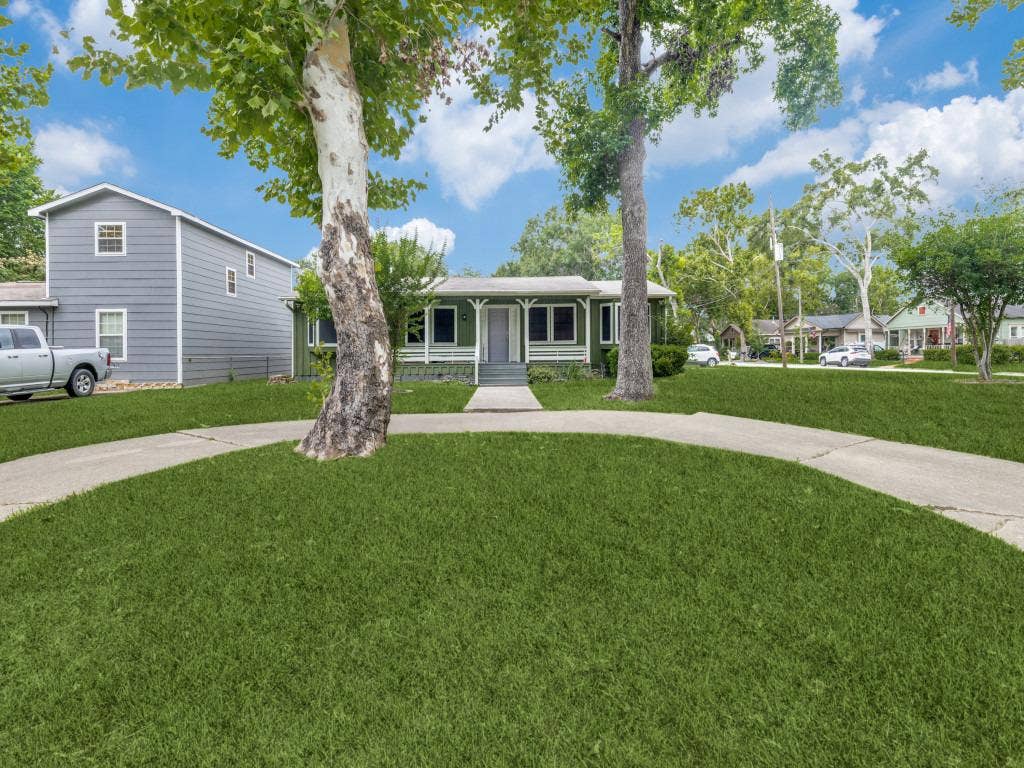 4 BR in Humble