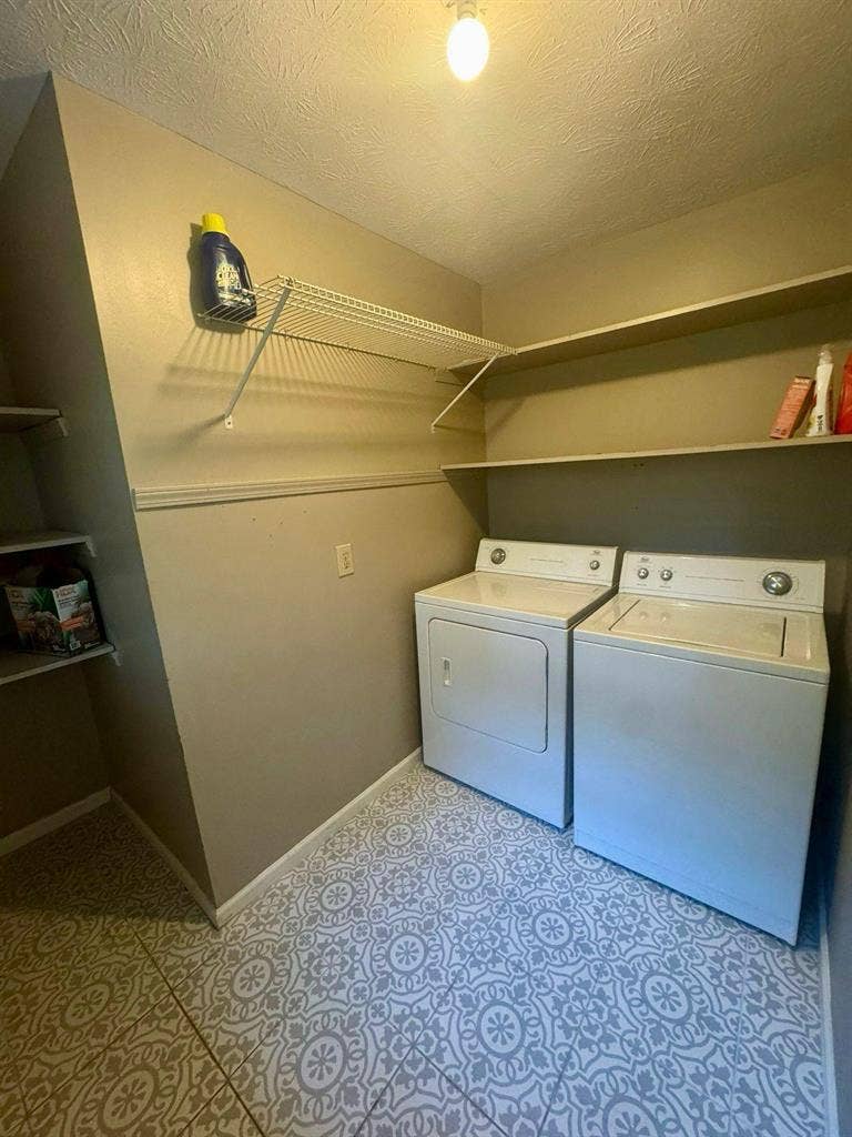 5 BR in Lilburn