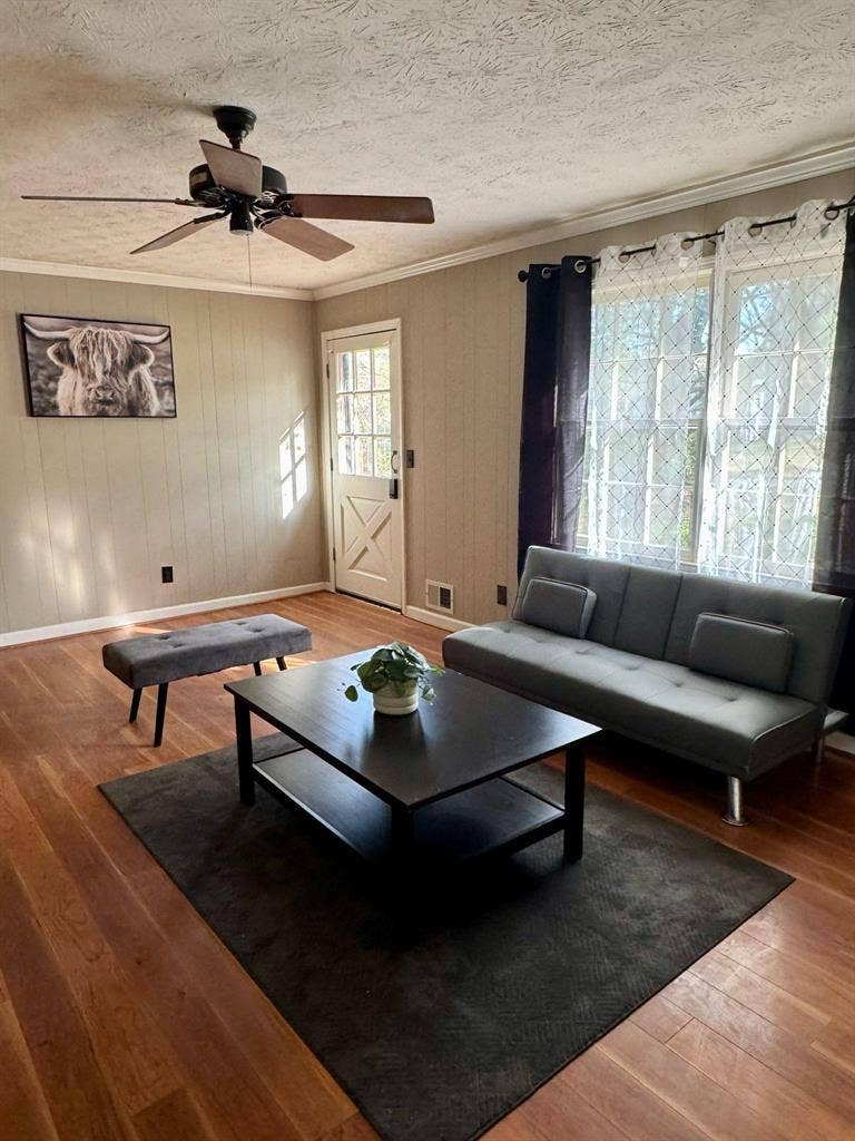 5 BR in Lilburn