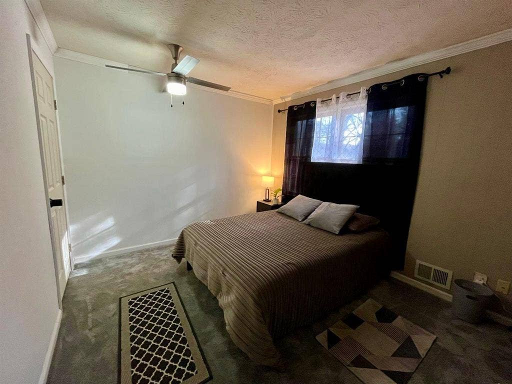 5 BR in Lilburn