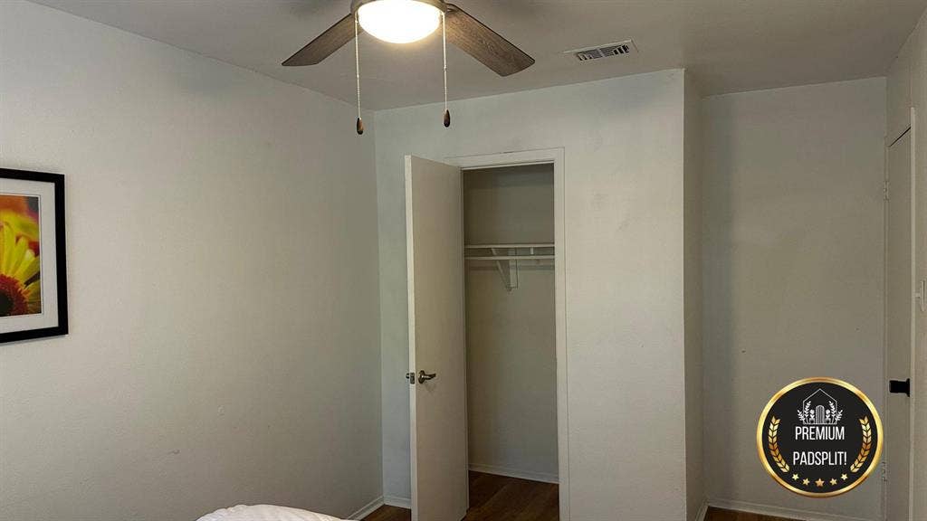 6 BR in Arlington