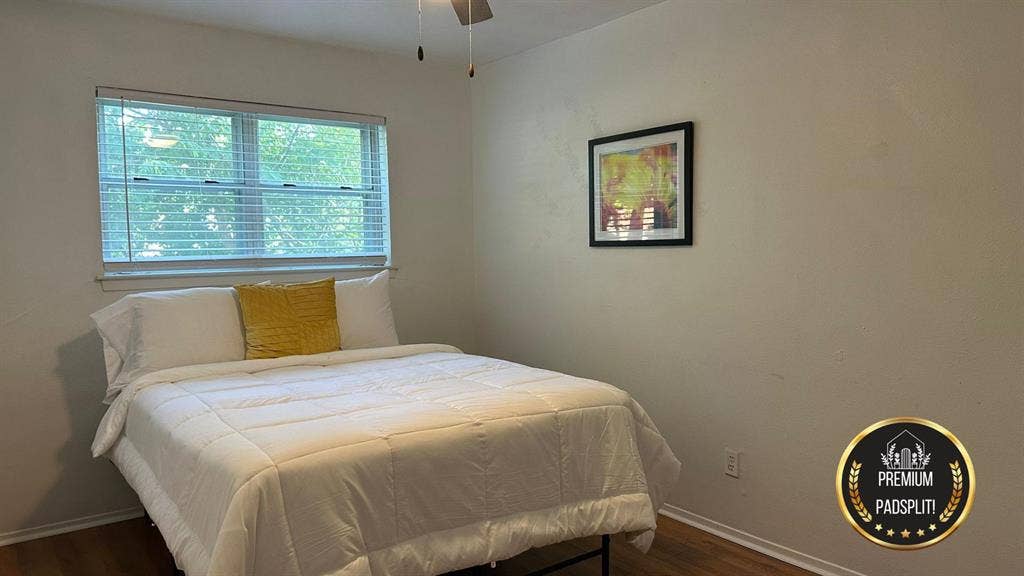 6 BR in Arlington