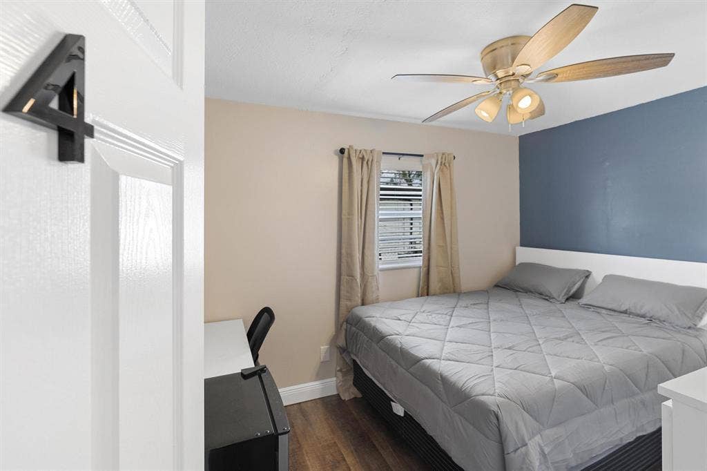 8 BR in Orlando