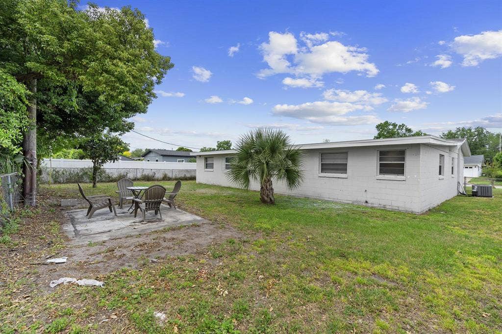 8 BR in Orlando