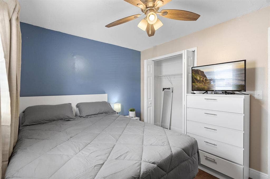 8 BR in Orlando