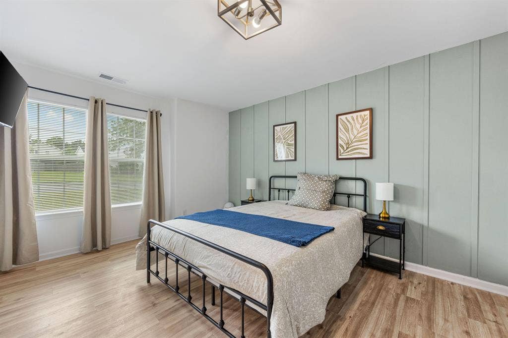 6 BR in Charlotte