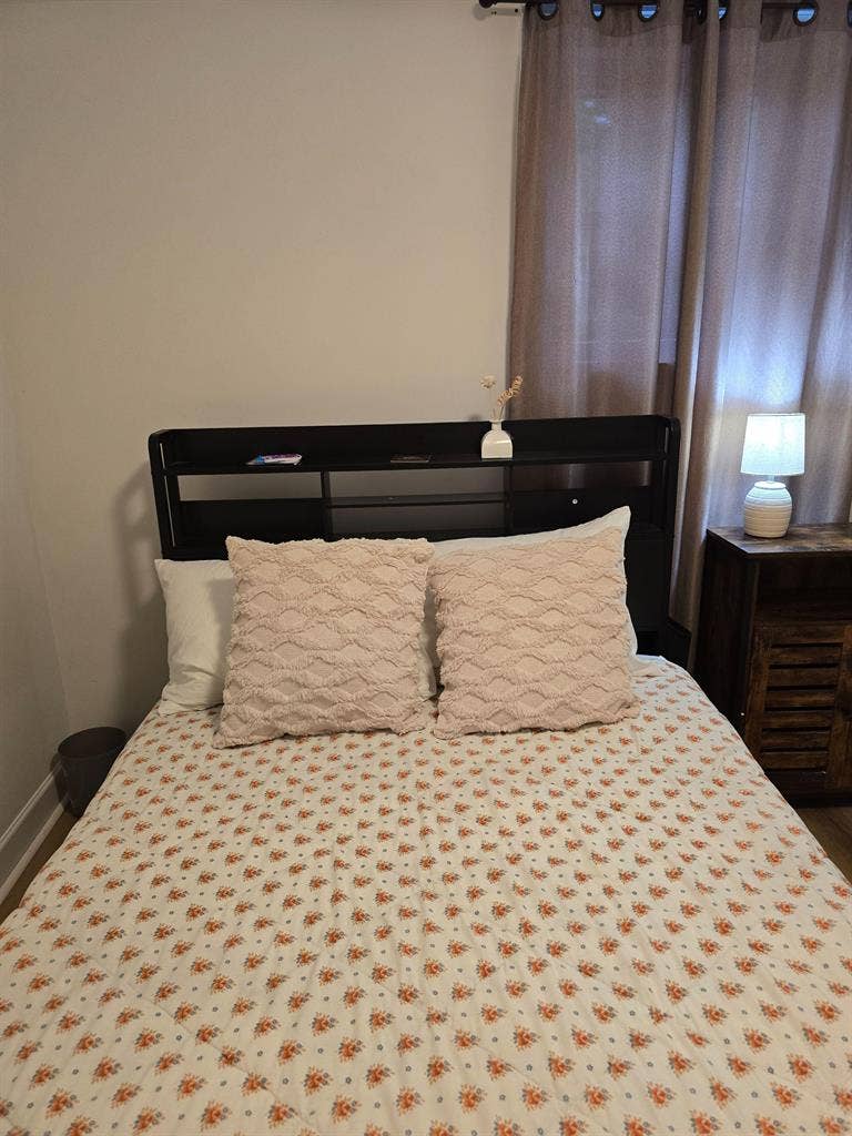 2 BR in Marietta