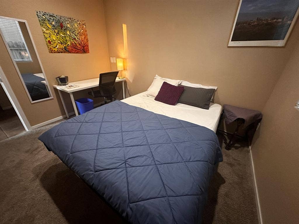 7 BR in Antelope