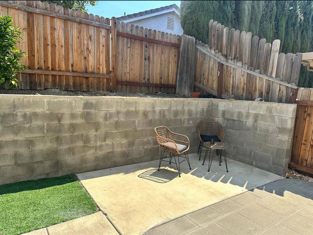 7 BR in Antelope