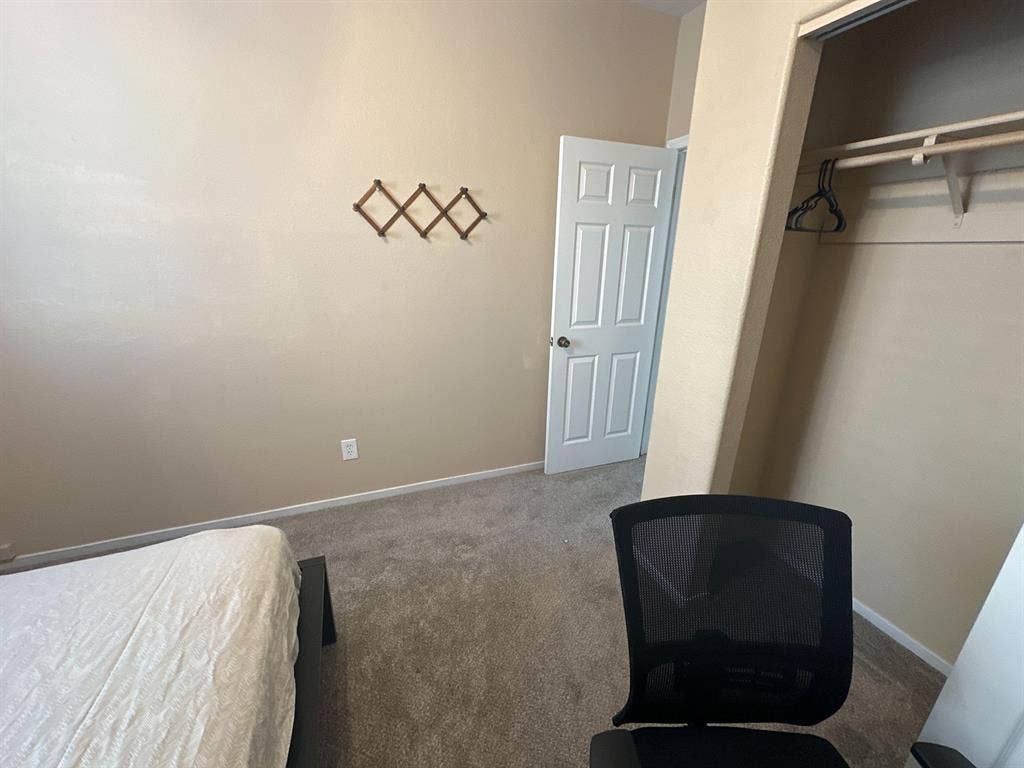 7 BR in Antelope