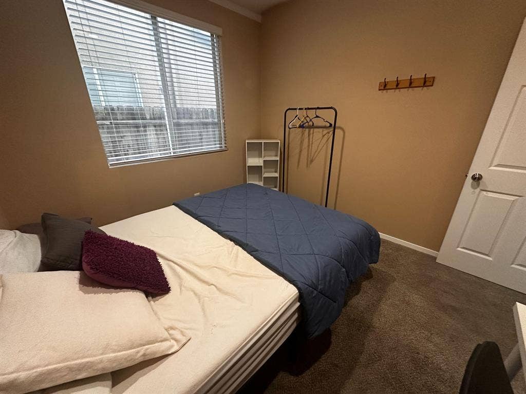 7 BR in Antelope