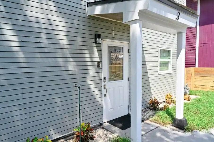 4 BR in Tampa