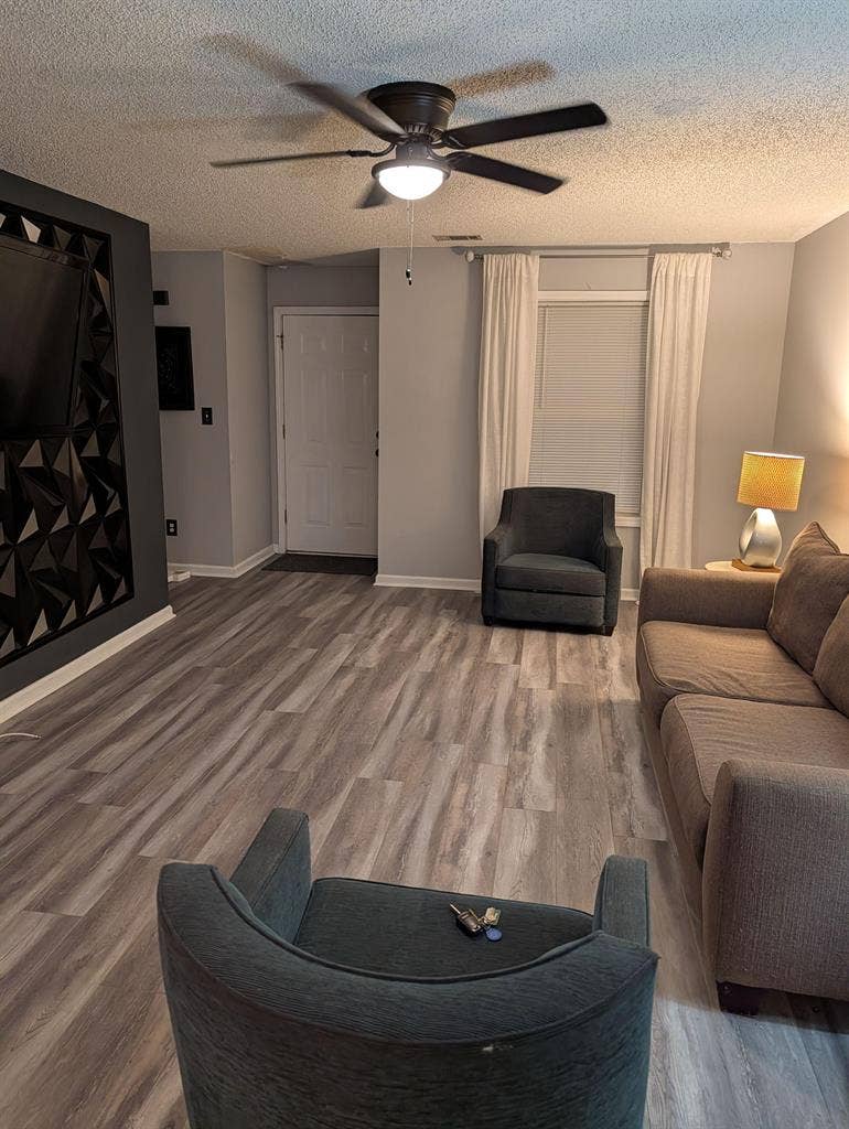 2 BR in Barnesville
