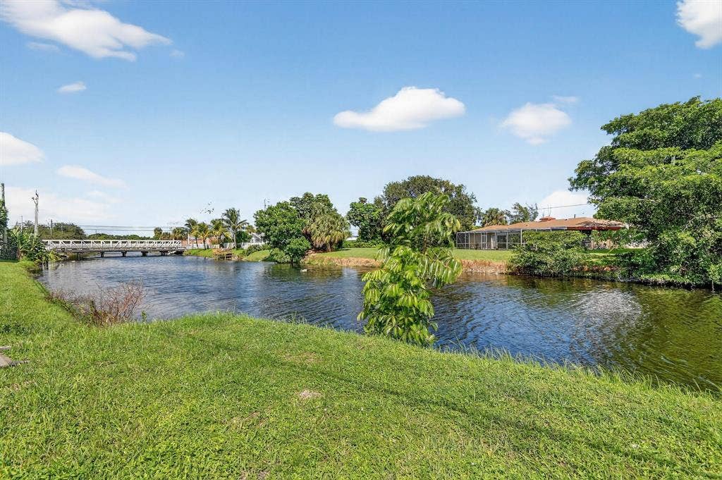 5 BR in West Palm Beach