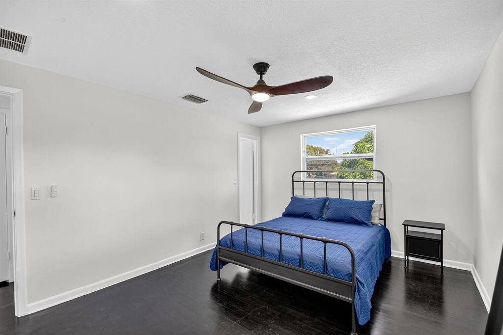 5 BR in West Palm Beach