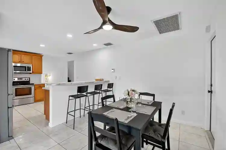 5 BR in West Palm Beach