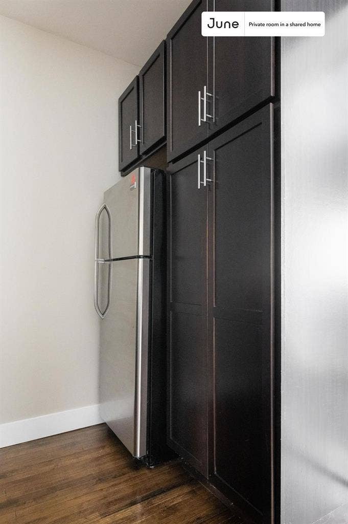 3 BR in Chicago