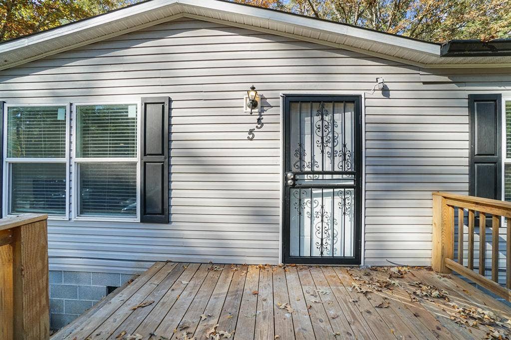 6 BR in Stockbridge