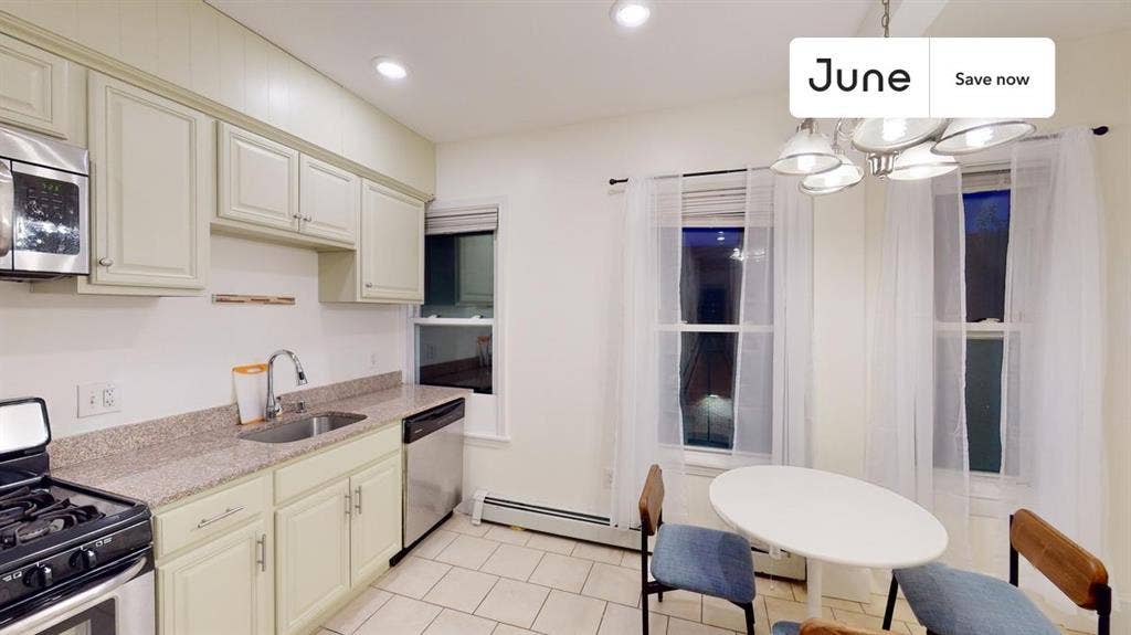 3 BR in Boston