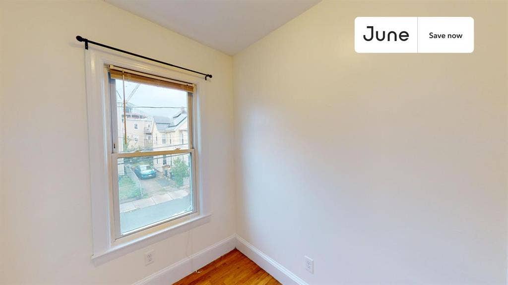 3 BR in Boston