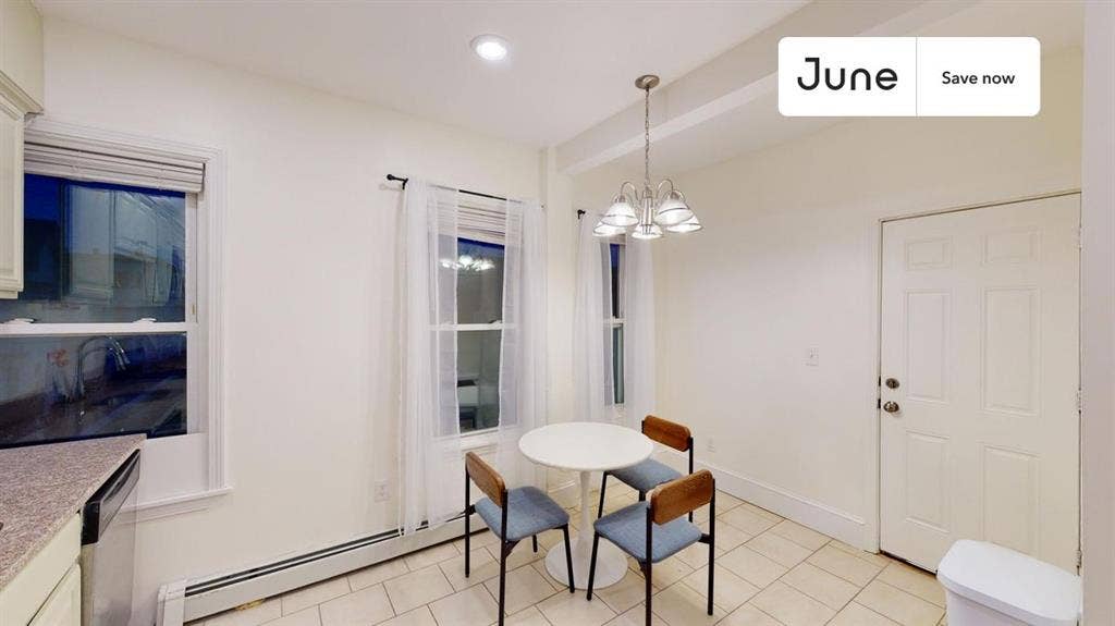 3 BR in Boston