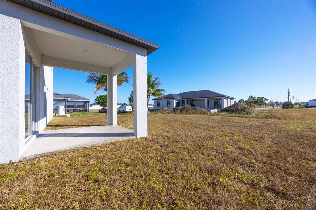 5 BR in Cape Coral