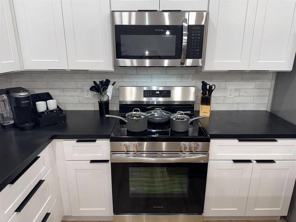 3 BR in Houston